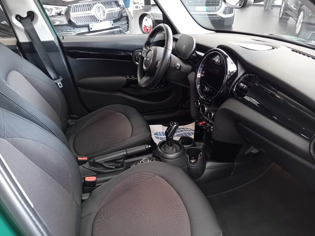 Clicca per ingrandire Cooper - 1.5 Cooper Essential 5 porte