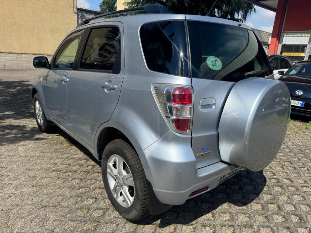 DAIHATSU Terios 1.5 105cv 4WD Hiro - 4