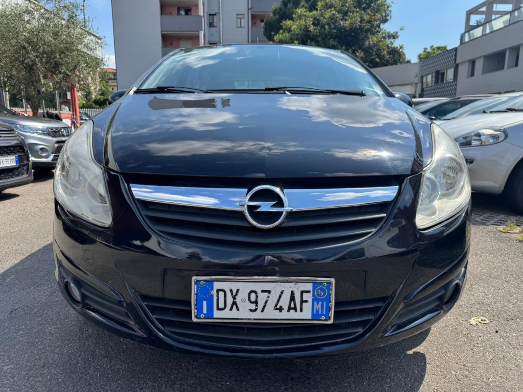 OPEL Corsa 1.2 5 porte Cosmo - 6