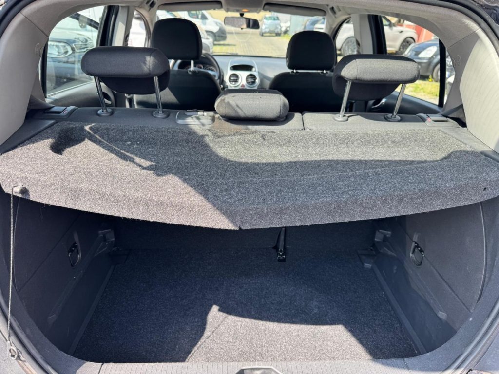 OPEL Corsa 1.2 5 porte Cosmo - 18