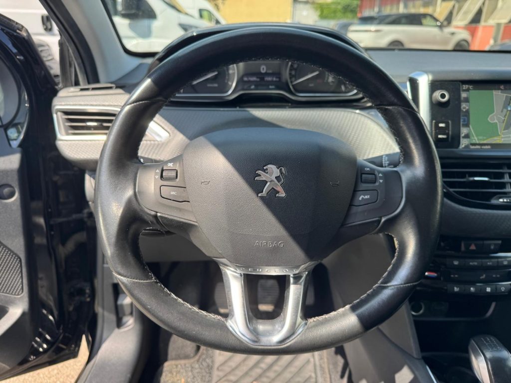 PEUGEOT 208 1.2 82CV 5 porte Allure - 8