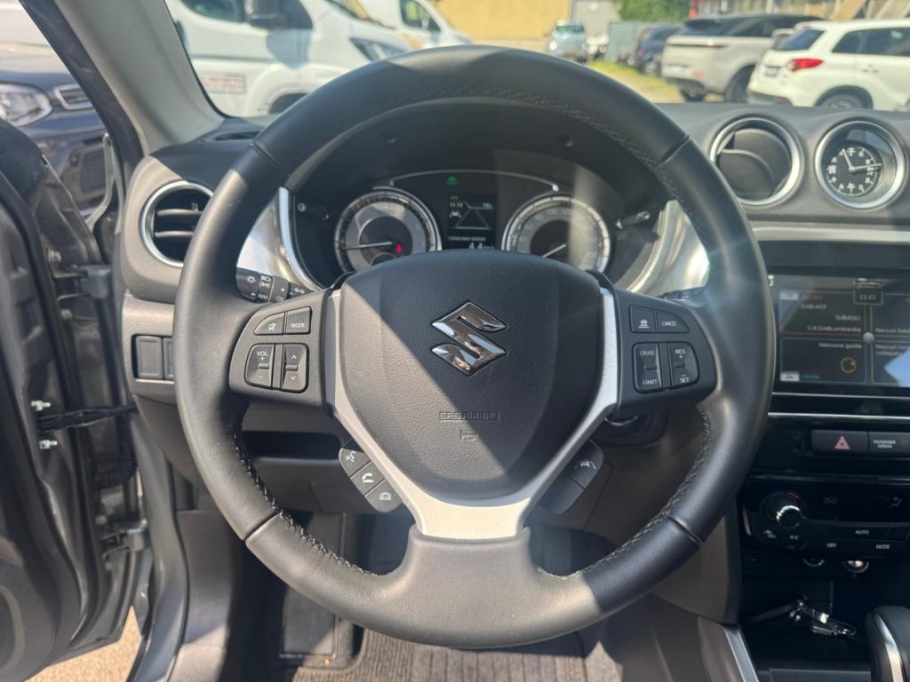 SUZUKI Vitara 1.5 140V Hybrid A/T Starview - 8