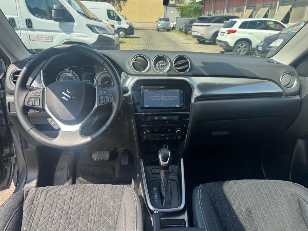 SUZUKI Vitara 1.5 140V Hybrid A/T Starview - 10