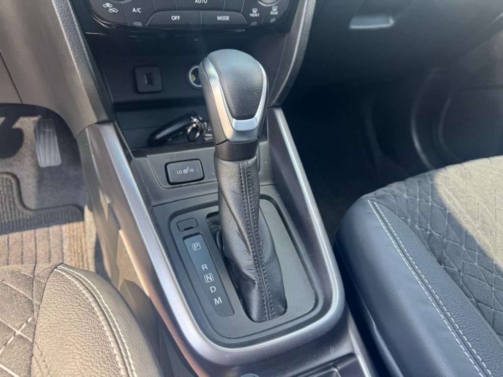 SUZUKI Vitara 1.5 140V Hybrid A/T Starview - 12
