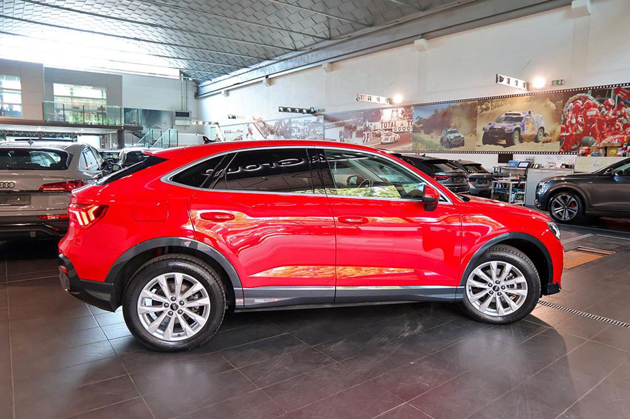 AUDI Q3 35 TDI Sportback S-Tronic Business Plus - 10