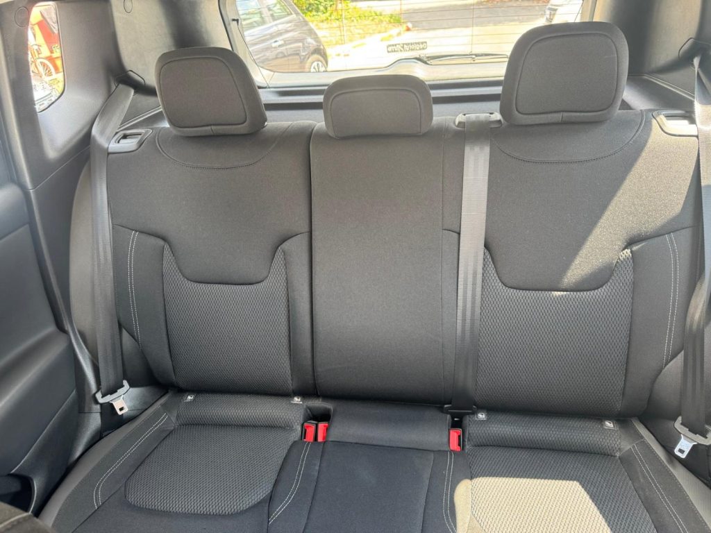JEEP Renegade 1.4 MultiAir Limited - 16