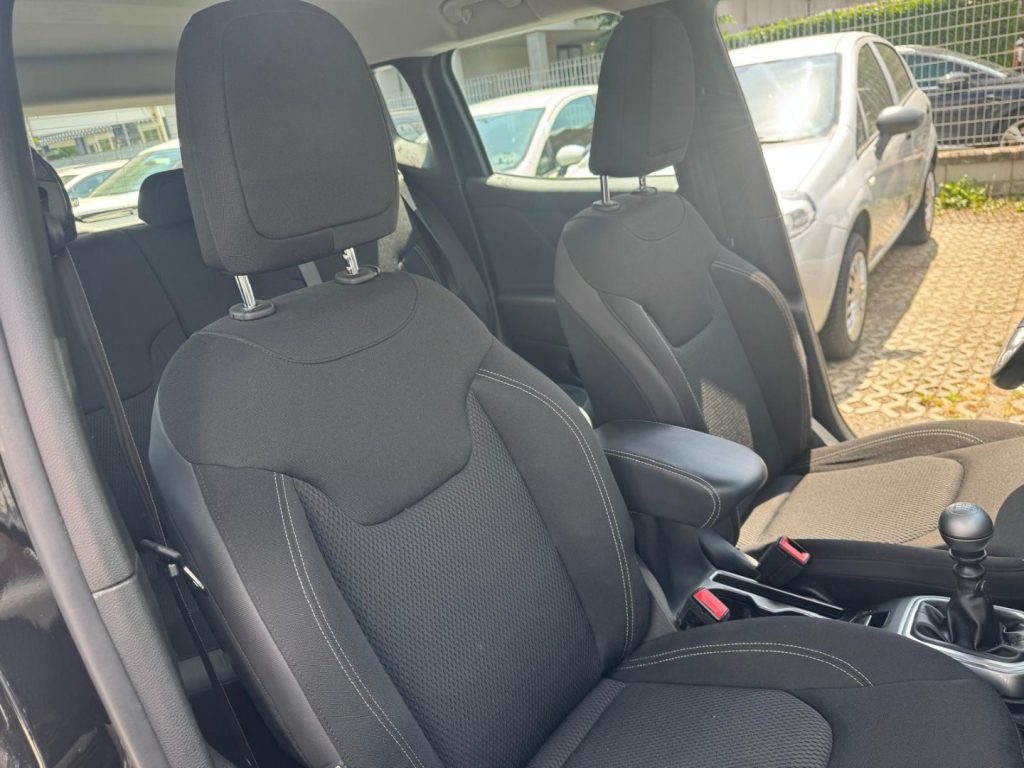 JEEP Renegade 1.4 MultiAir Limited - 19
