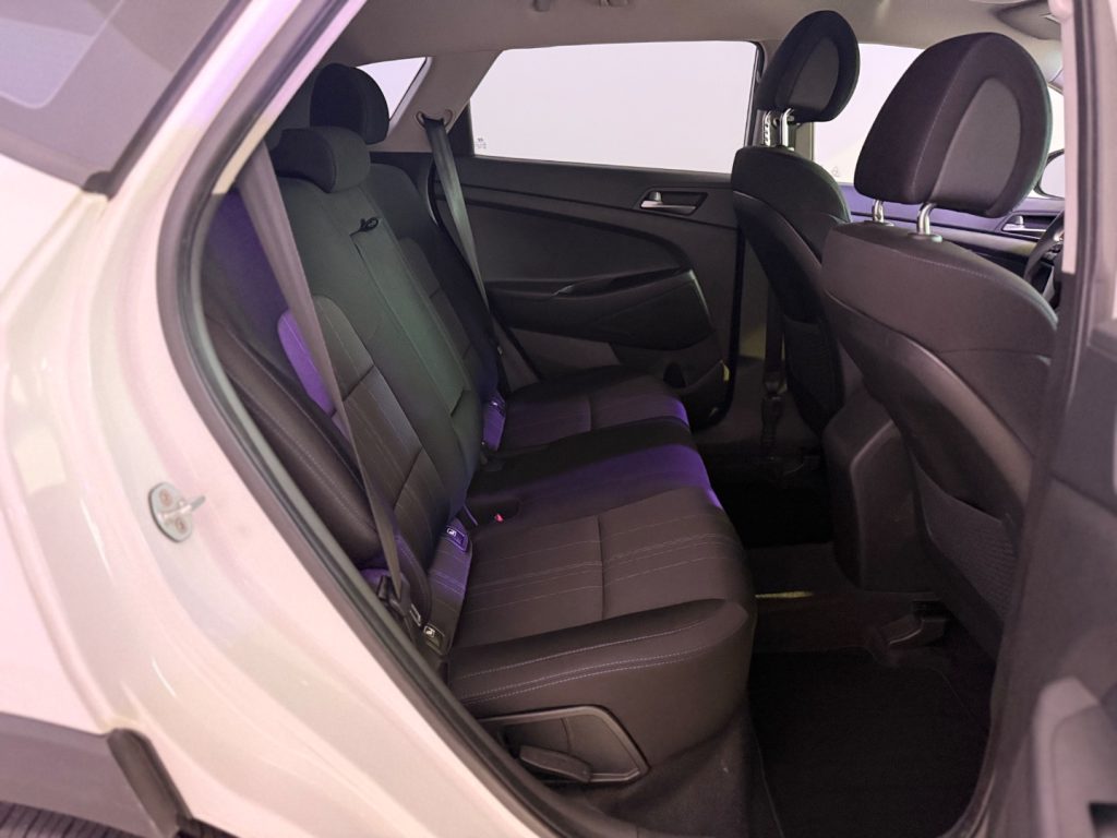 HYUNDAI Tucson 1.6 GDI Comfort - 15
