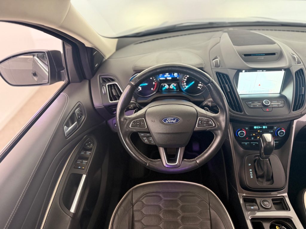 FORD Kuga 2.0 TDCI 150 CV S&S 4WD Powershift Vignale - 12