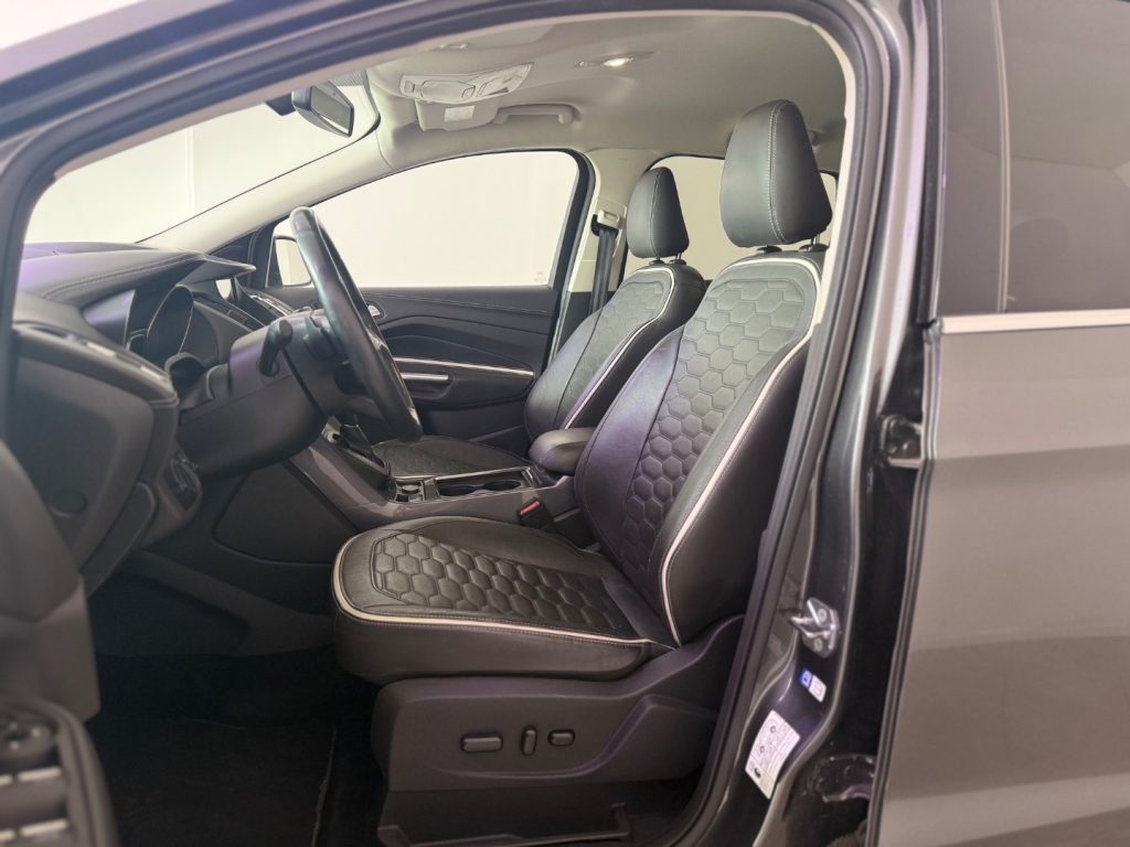 FORD Kuga 2.0 TDCI 150 CV S&S 4WD Powershift Vignale - 11