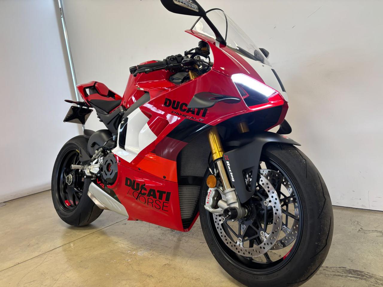 DUCATI Panigale V4 V4S - 3