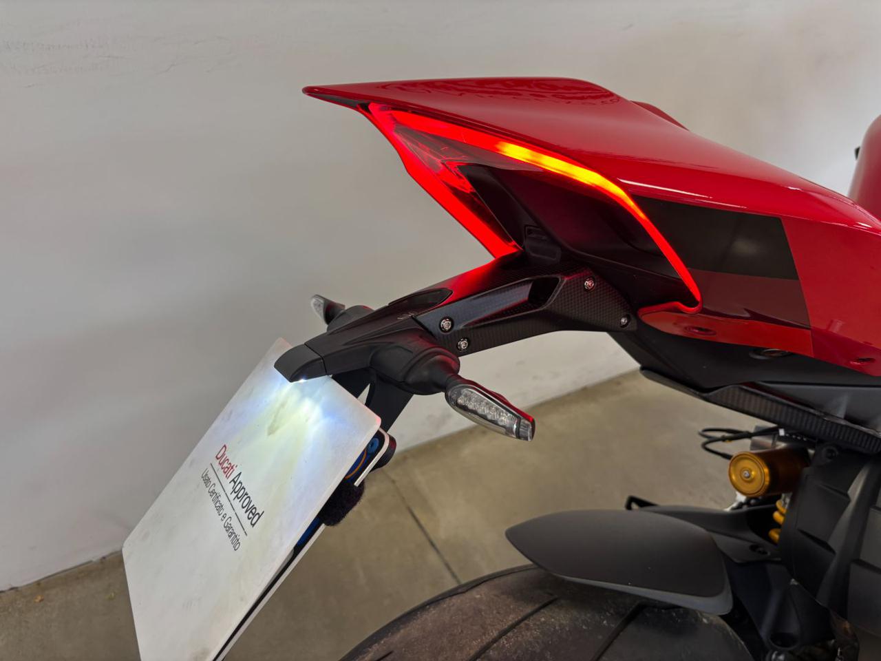 DUCATI Panigale V4 V4S - 9