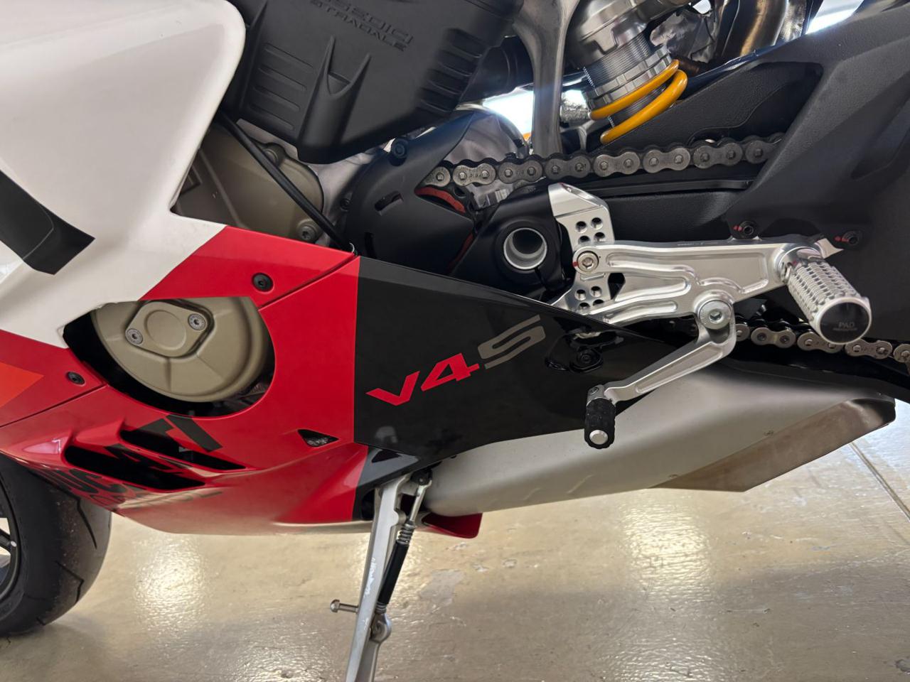 DUCATI Panigale V4 PANIGALE V4S - 13