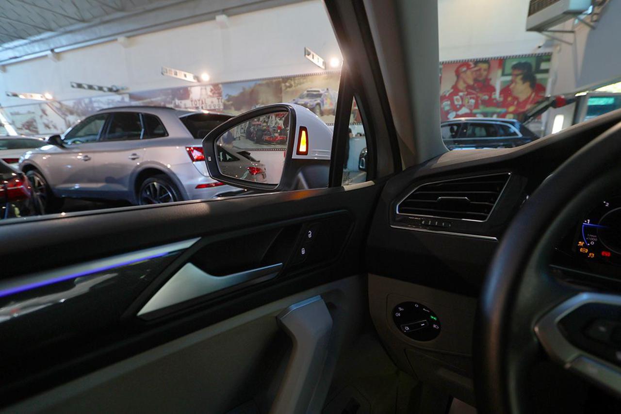 VOLKSWAGEN Tiguan 2.0 TDI 150cv SCR DSG Elegance - 41