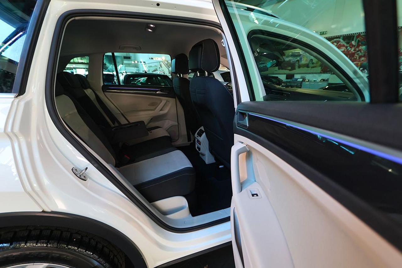VOLKSWAGEN Tiguan 2.0 TDI 150cv SCR DSG Elegance - 39