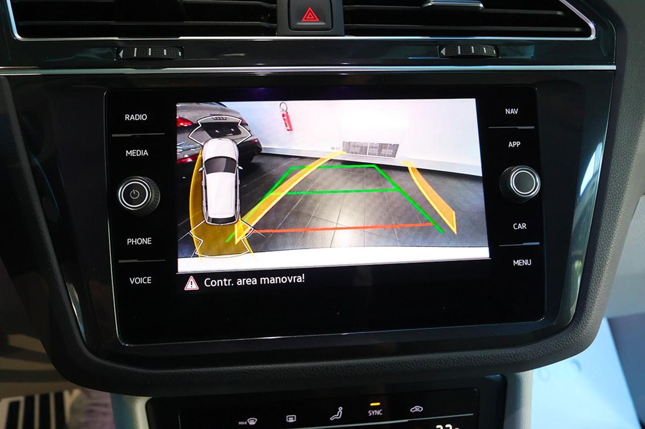 VOLKSWAGEN Tiguan 2.0 TDI 150cv SCR DSG Elegance - 25