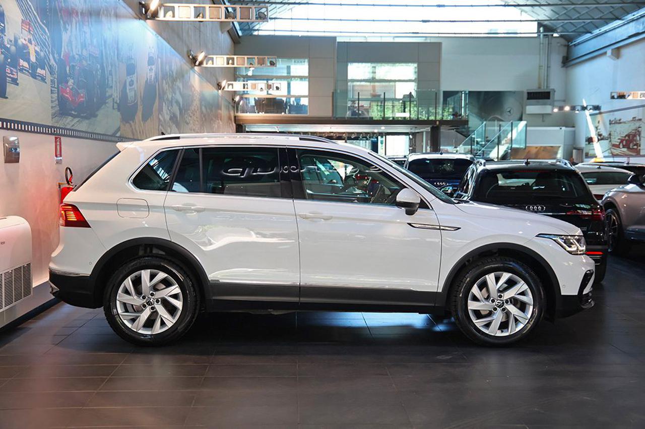 VOLKSWAGEN Tiguan 2.0 TDI 150cv SCR DSG Elegance - 2
