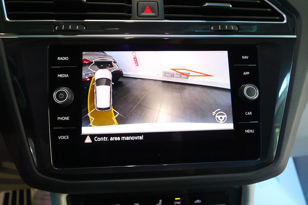 VOLKSWAGEN Tiguan 2.0 TDI 150cv SCR DSG Elegance - 26