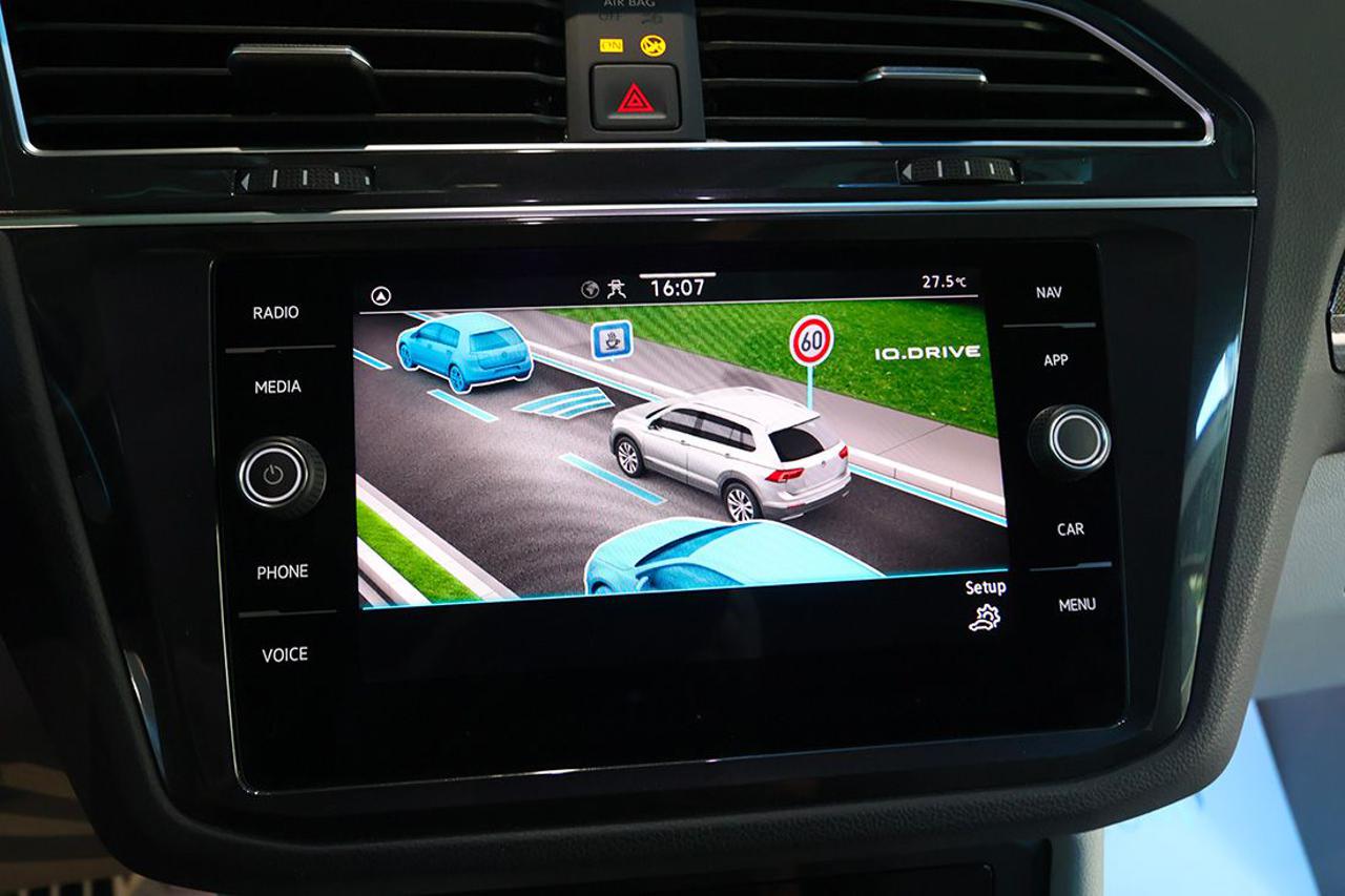 VOLKSWAGEN Tiguan 2.0 TDI 150cv SCR DSG Elegance - 29