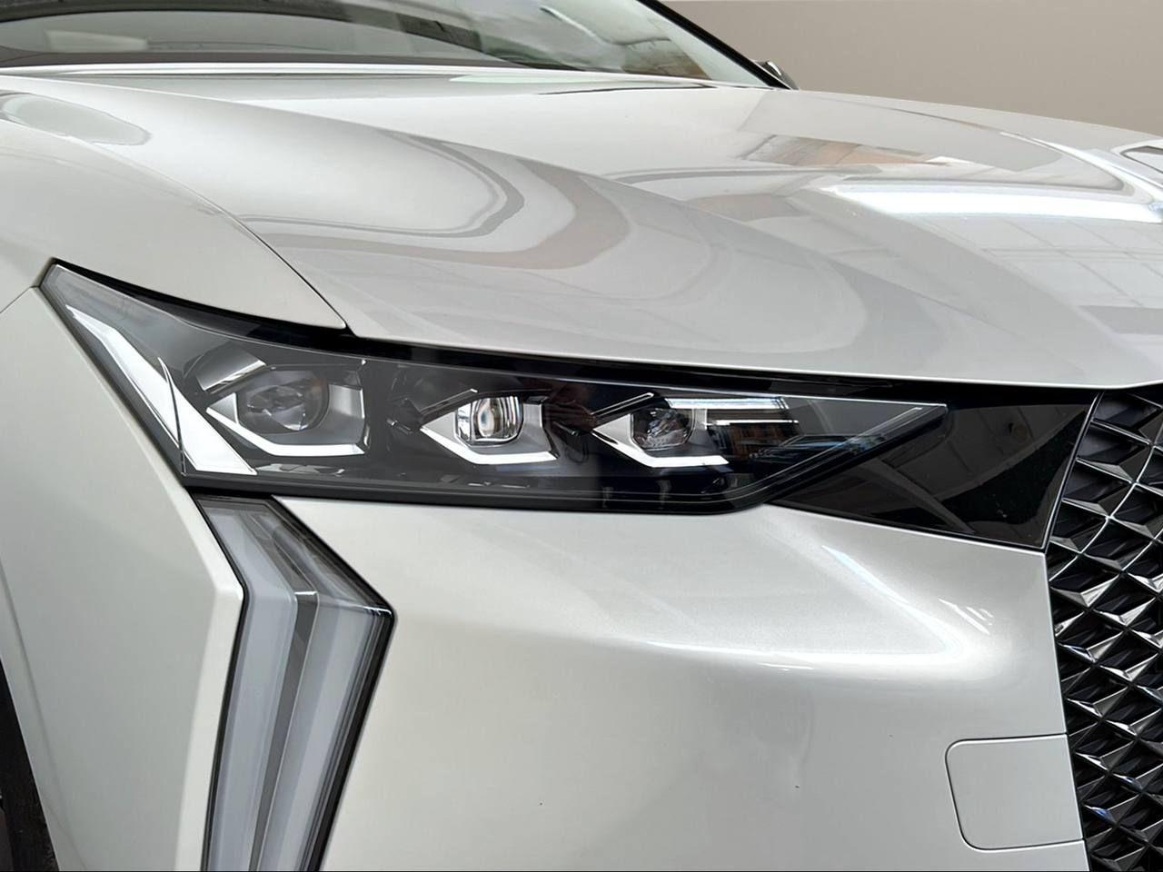 DS AUTOMOBILES DS 4 E-Tense 225 Performance Line+ - 37
