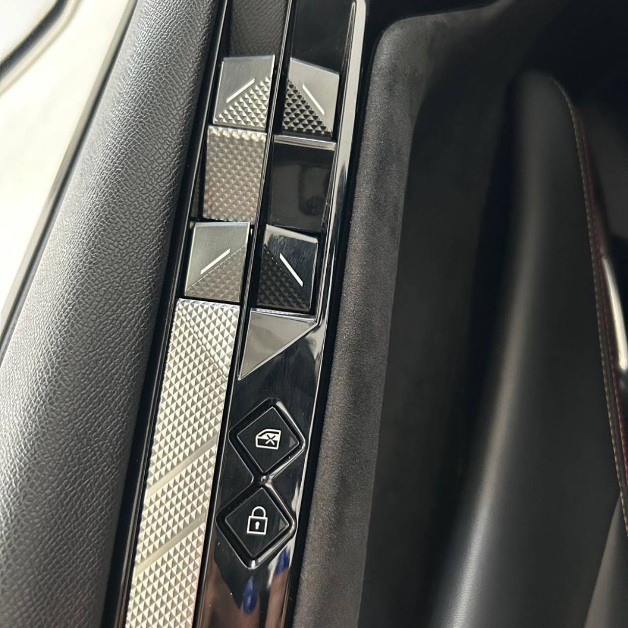 DS AUTOMOBILES DS 4 E-Tense 225 Performance Line+ - 34