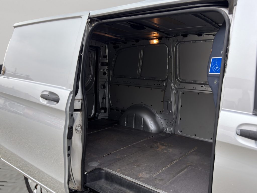 MERCEDES-BENZ Vito 144CDI LONG 3 POSTI - 8