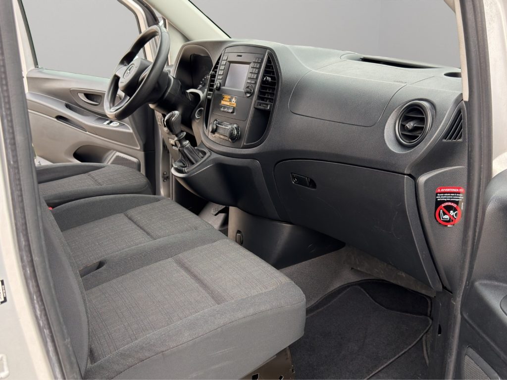 MERCEDES-BENZ Vito 144CDI LONG 3 POSTI - 9