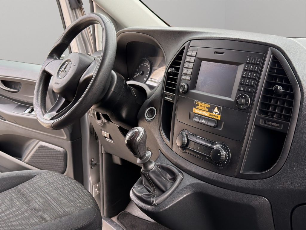 MERCEDES-BENZ Vito 144CDI LONG 3 POSTI - 10