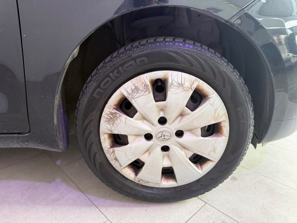 TOYOTA Yaris 1.0 5 ,porte Sol - 15