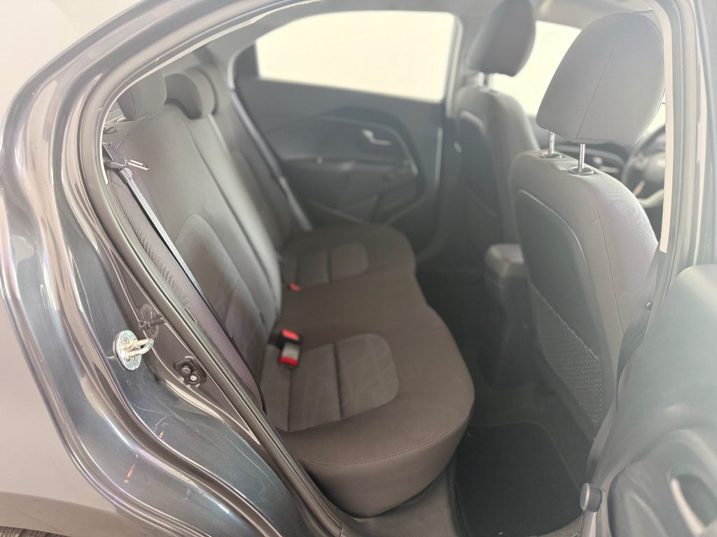 KIA Rio 1.2 CVVT 5p. Cool - 7