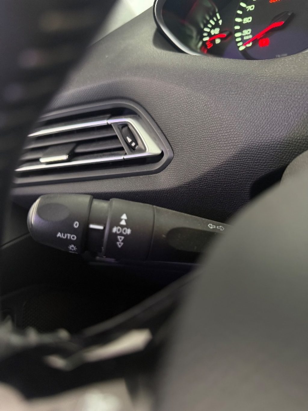 PEUGEOT 308 PureTech Turbo 130 S&S GT Line - 18