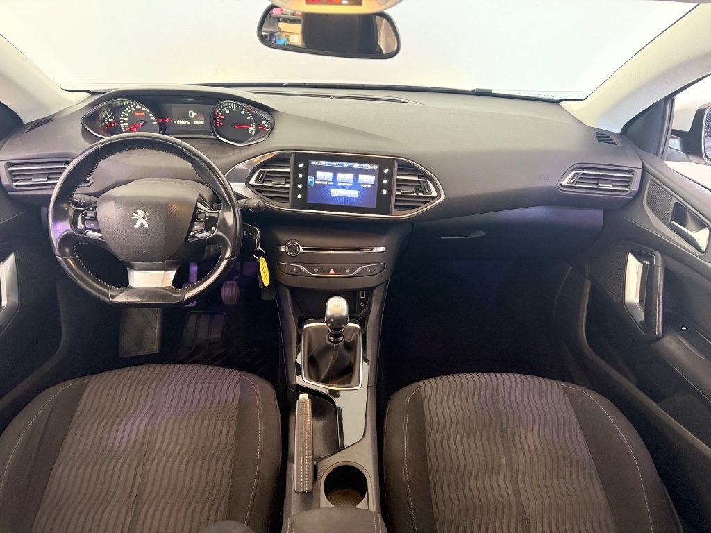 PEUGEOT 308 PureTech Turbo 130 S&S GT Line - 12