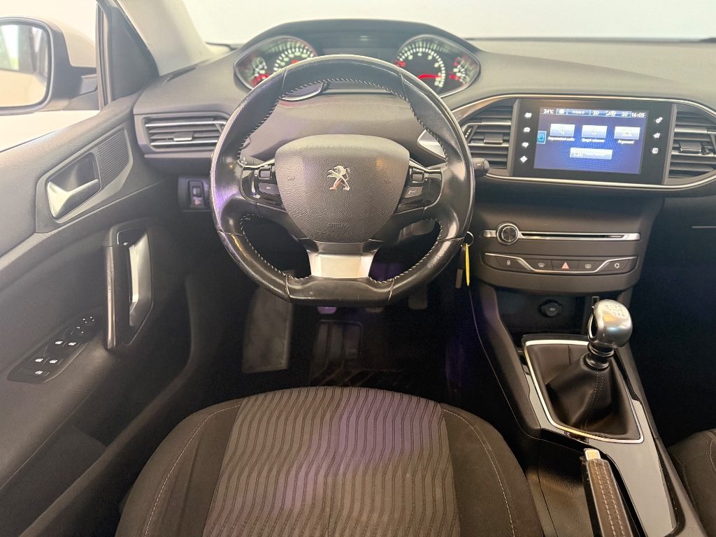 PEUGEOT 308 PureTech Turbo 130 S&S GT Line - 13