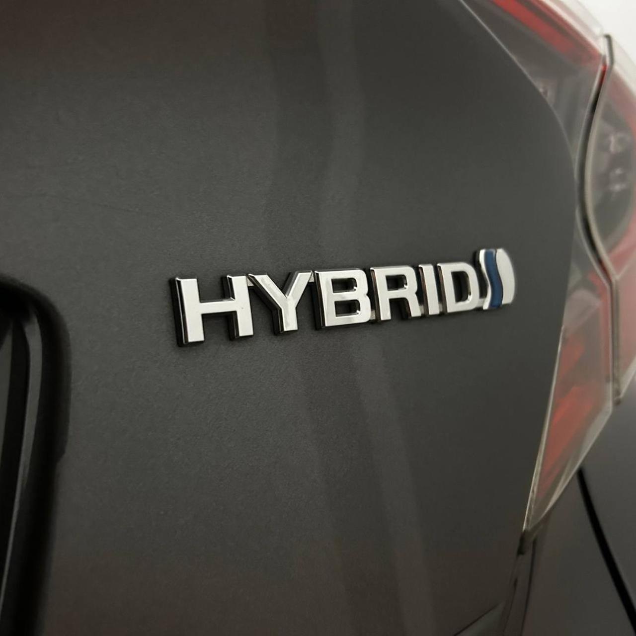 TOYOTA C-HR 1.8 Hybrid E-CVT Lounge - 36