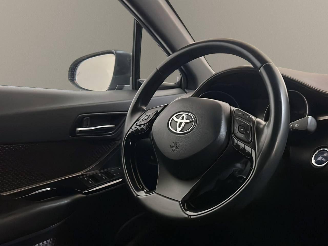 TOYOTA C-HR 1.8 Hybrid E-CVT Lounge - 20