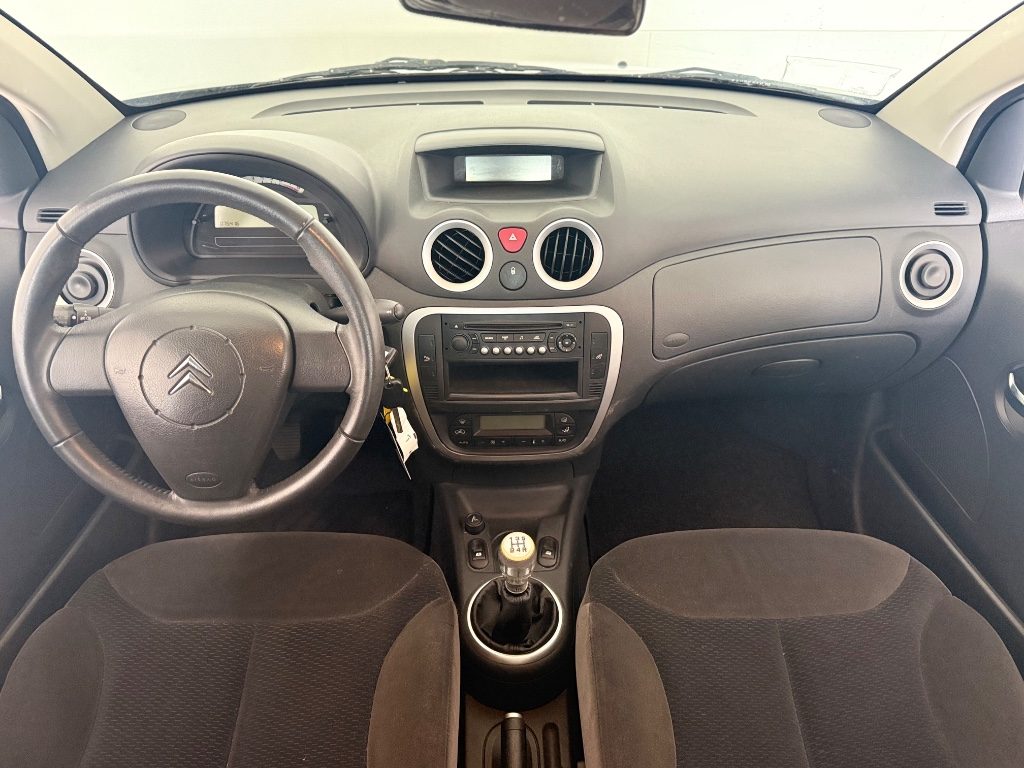 CITROEN C2 1.1 Exclusive - 12
