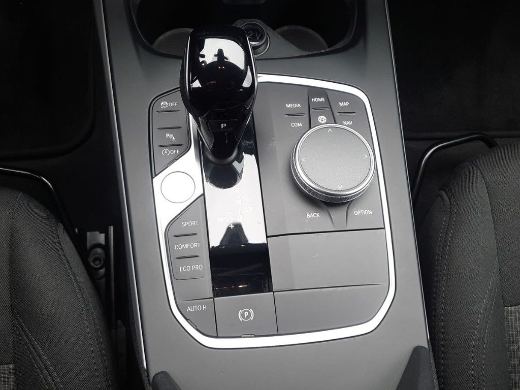 BMW 116 i 5p. Advantage Aut. - 11