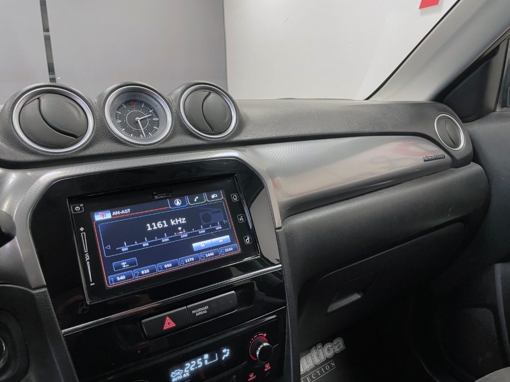SUZUKI Vitara 1.6 DDIS 4WD ALLGRIP V-COOL - 21