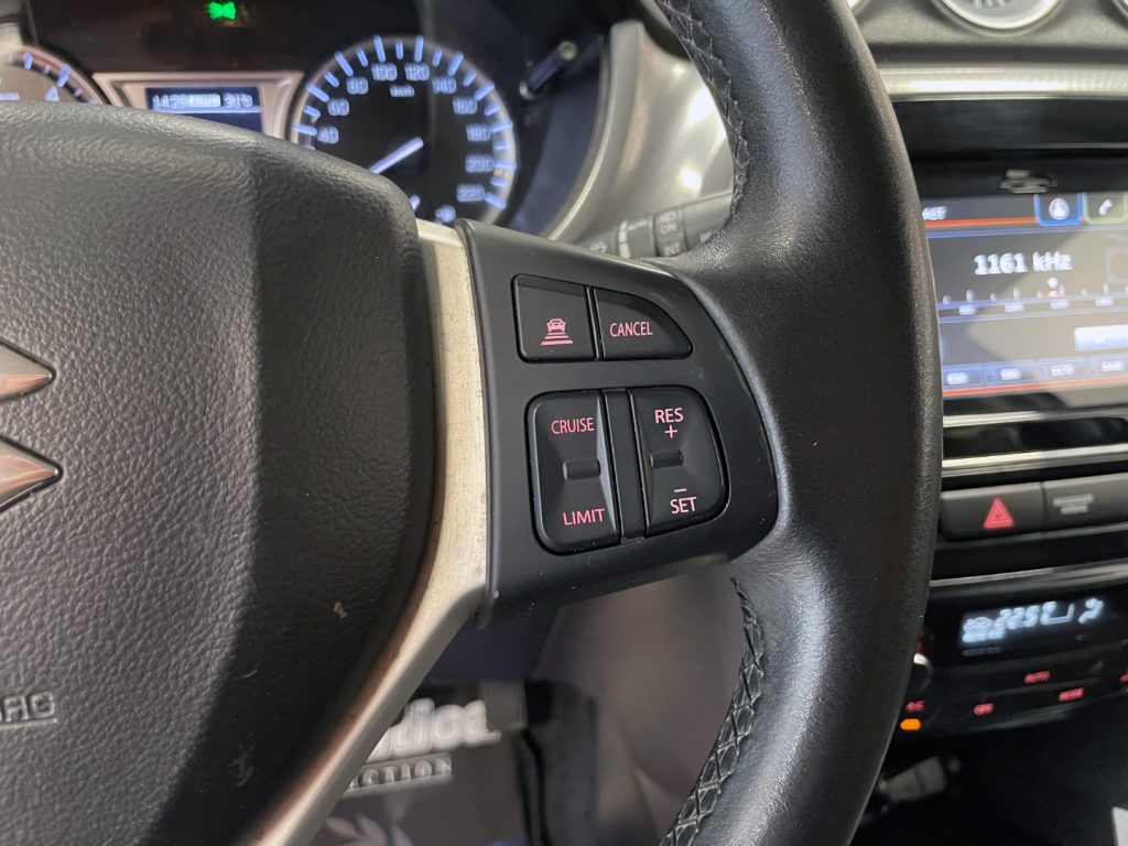 SUZUKI Vitara 1.6 DDIS 4WD ALLGRIP V-COOL - 41