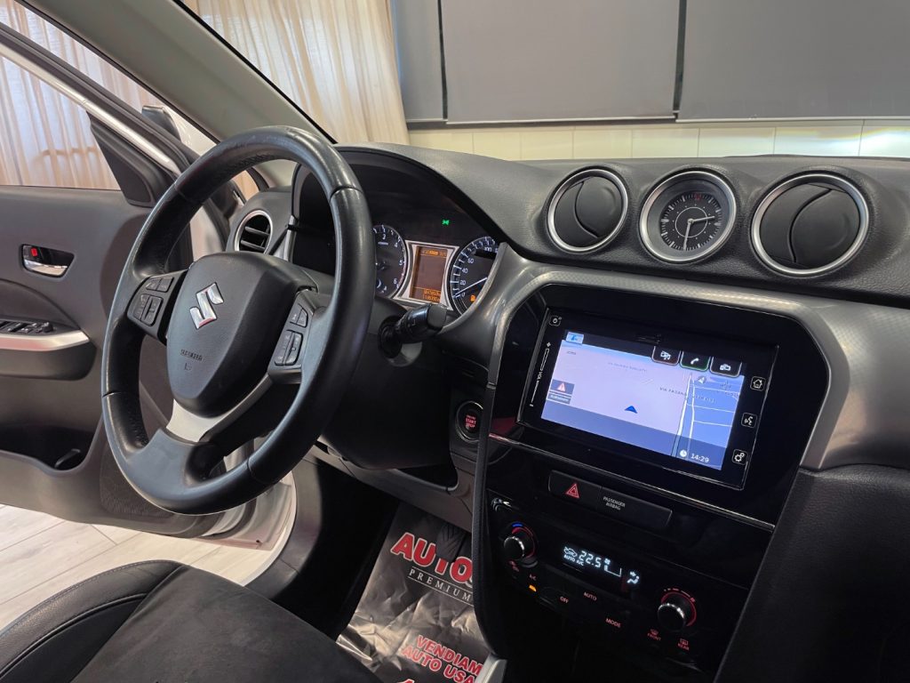 SUZUKI Vitara 1.6 DDIS 4WD ALLGRIP V-COOL - 44