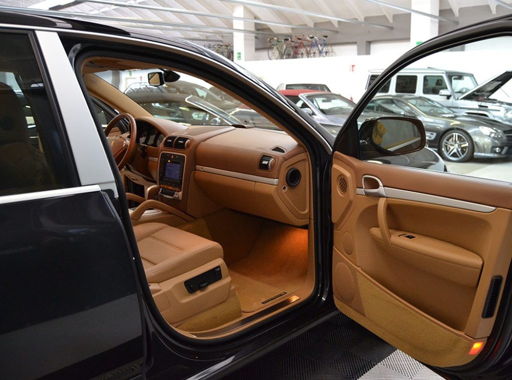 PORSCHE Cayenne 3.6 Tiptronic Km 86.000 Ufficiale Italia - 4