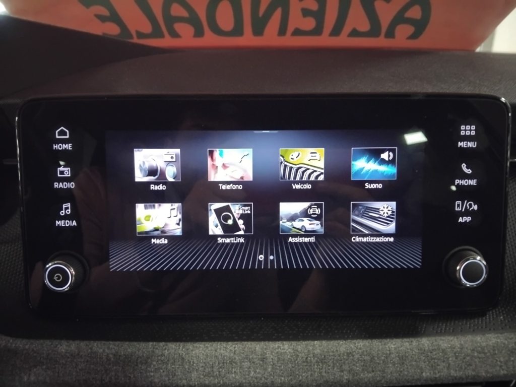 SKODA Kamiq 1.0 TSI 115 CV DSG Selection Style VIDEO 17 - 20