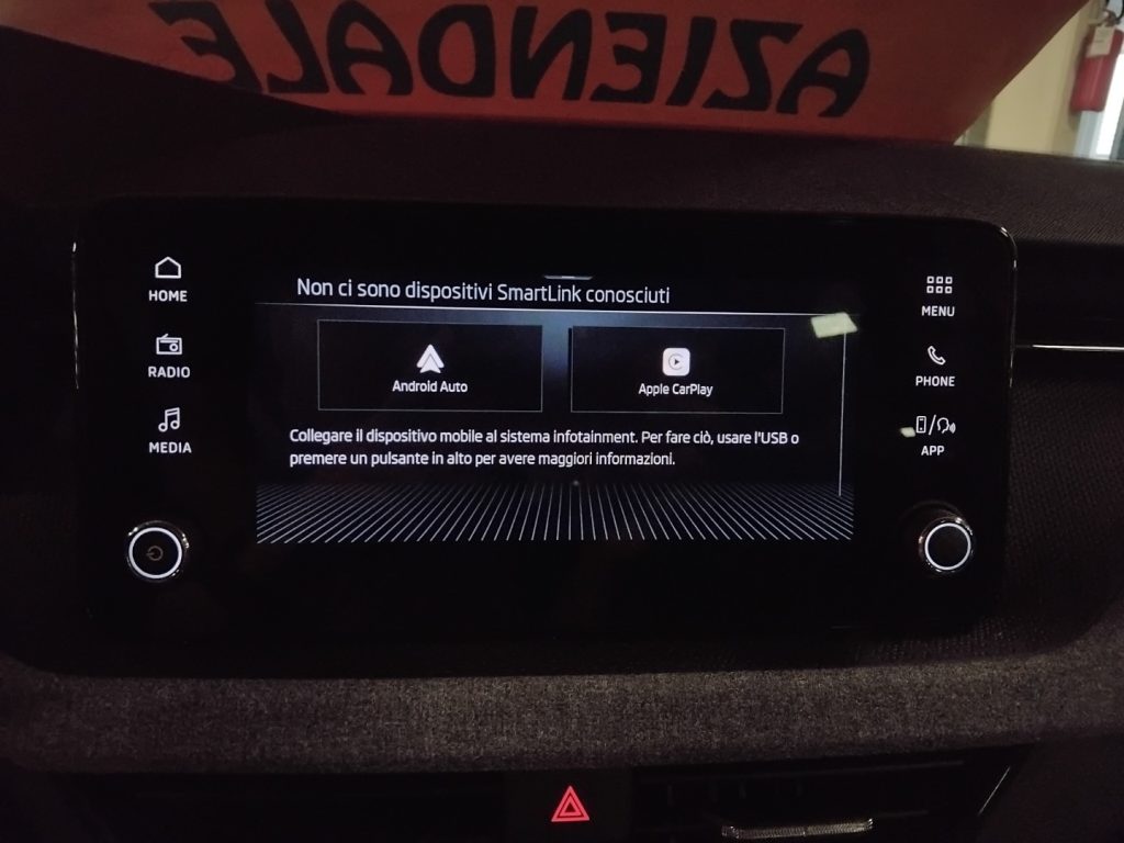 SKODA Kamiq 1.0 TSI 115 CV DSG Selection Style VIDEO 17 - 23