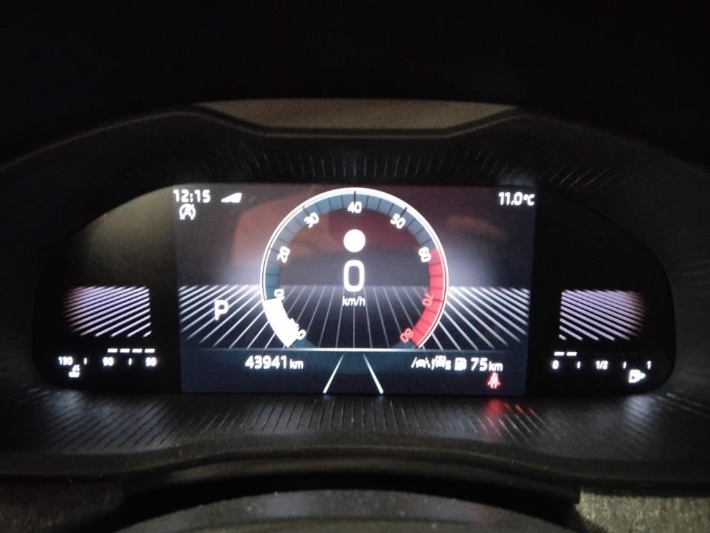 SKODA Kamiq 1.0 TSI 115 CV DSG Selection Style VIDEO 17 - 27