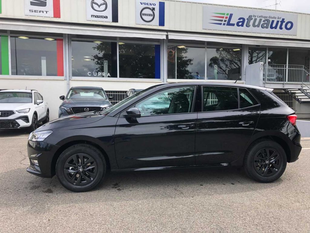 SKODA Fabia 1.0 MPI 80 CV Your Way - 3