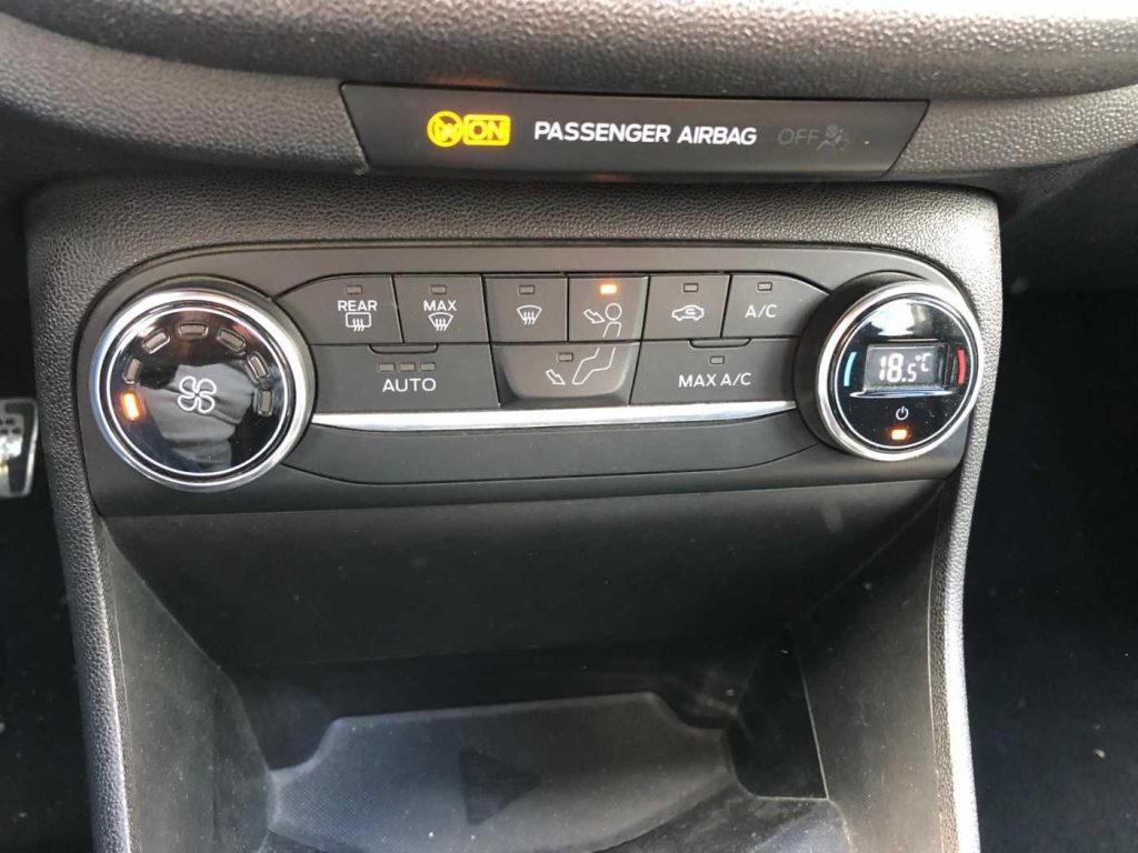 FORD Fiesta 1.0 Ecoboost 100 CV 5 porte ST-Line - 12