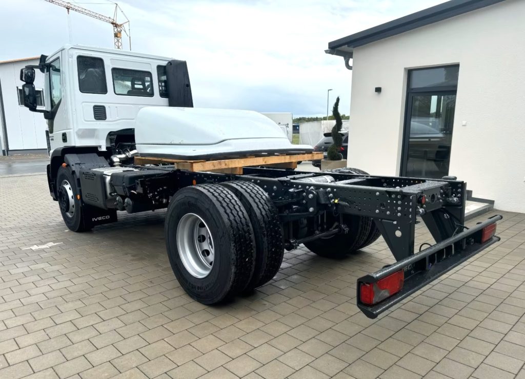 IVECO EUROCARGO 180E32 E6 ADR NUOVO VERSIONE K - 3