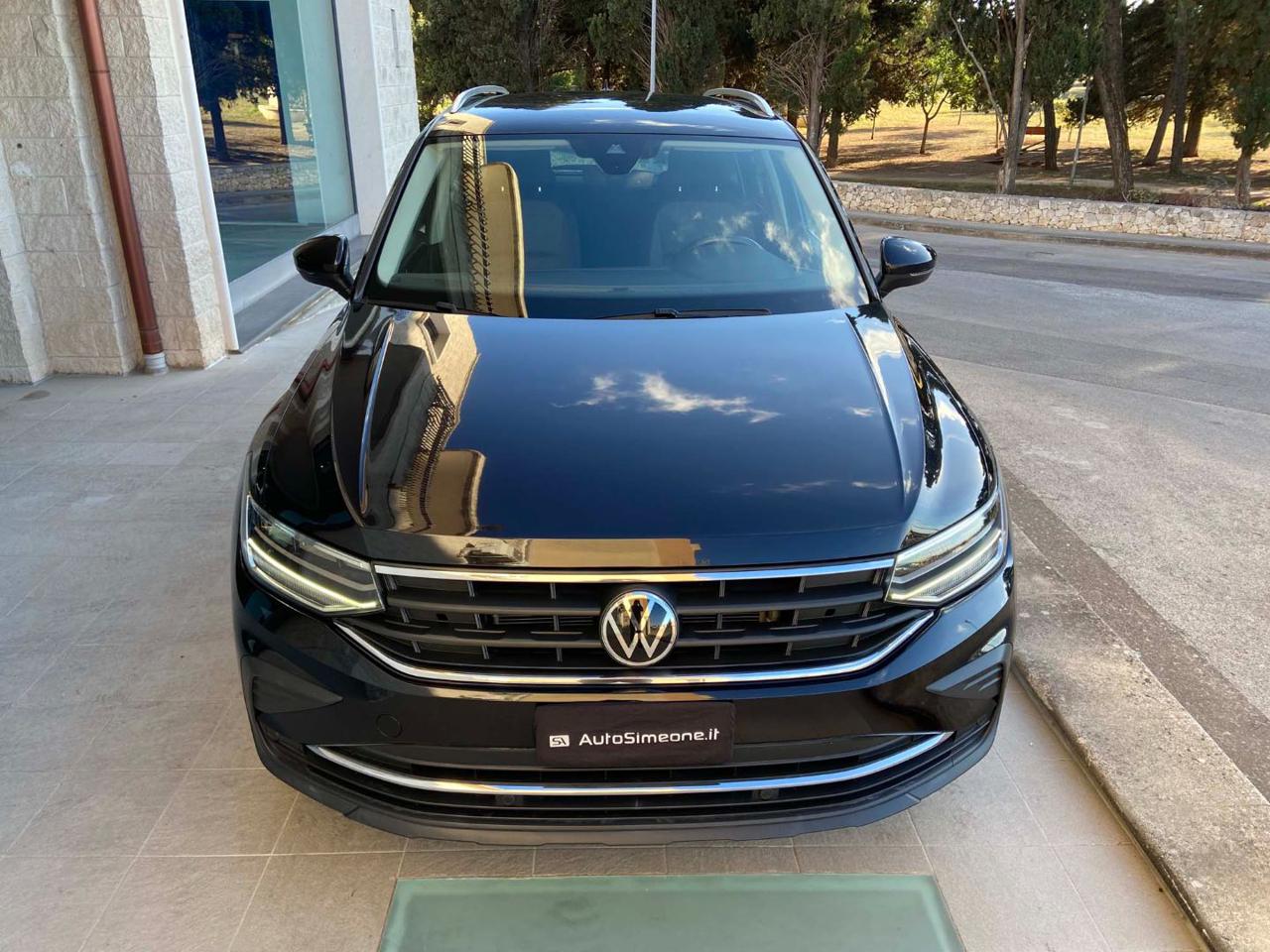 VOLKSWAGEN Tiguan 2.0 TDI 150 CV SCR DSG Life - 2