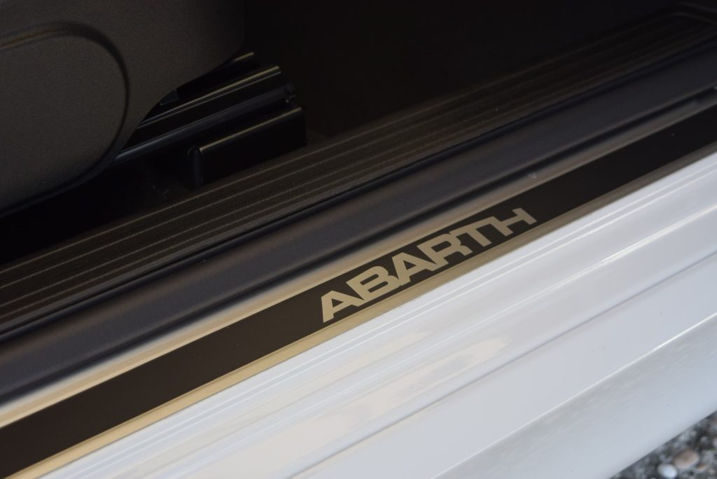 ABARTH 595 Turismo 1.4 Turbo T-Jet 165 CV PELLE TETTO NAV - 34