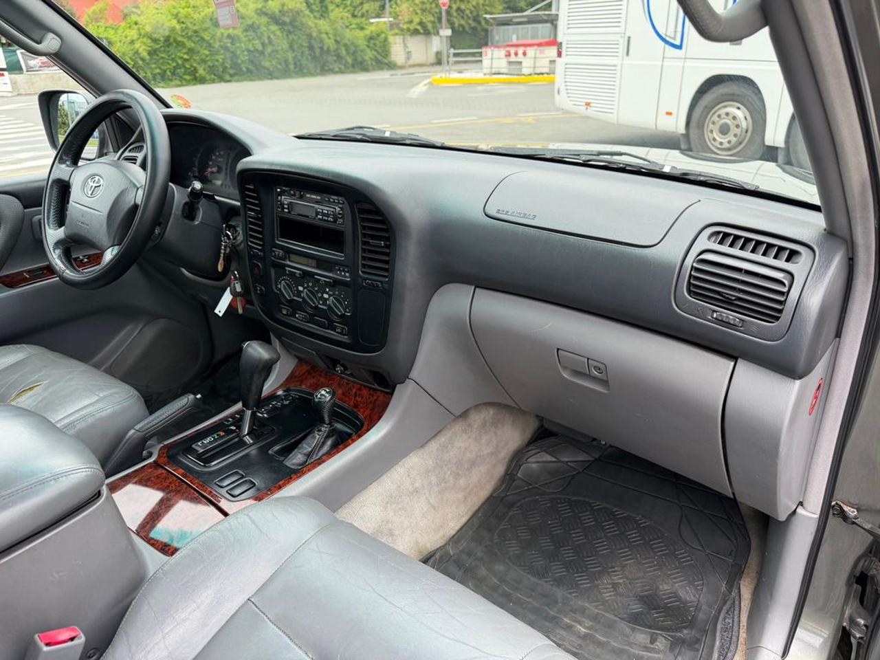 TOYOTA Land Cruiser 4.2 TD 24V 100 - 12